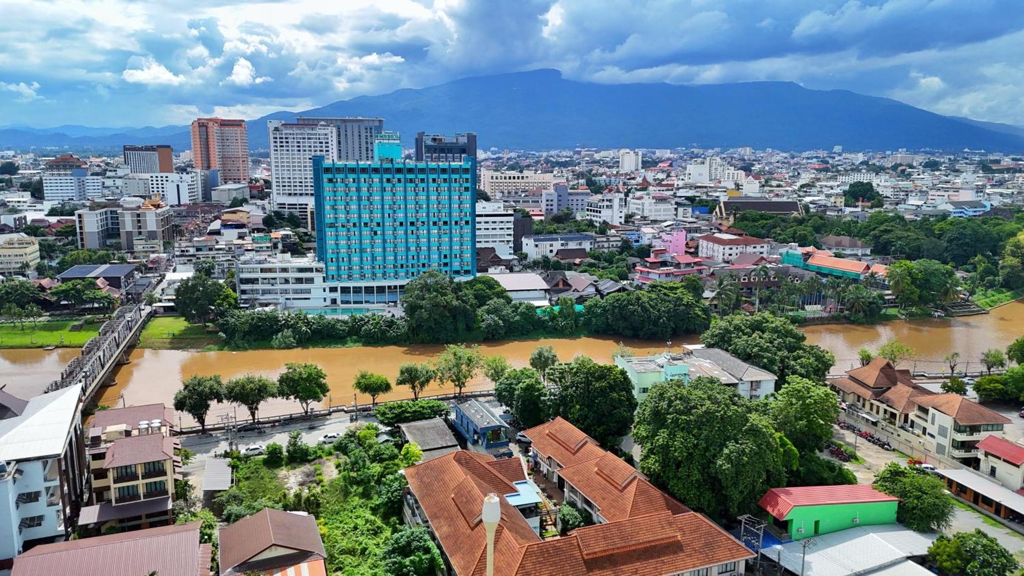 La Seine City Resort, Chiang Mai Exteriör bild